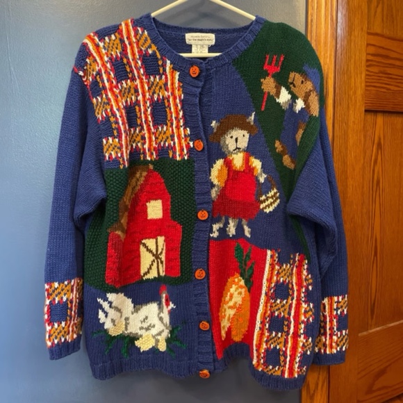 The Eagle's Eye Sweater - Picture 1 of 3